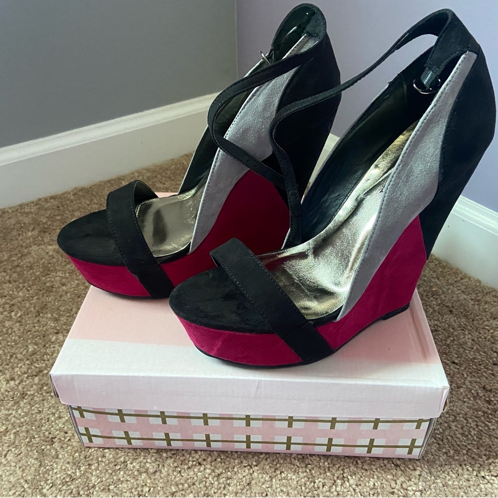 Black/Pink combo wedge heels. Open toe. Never worn